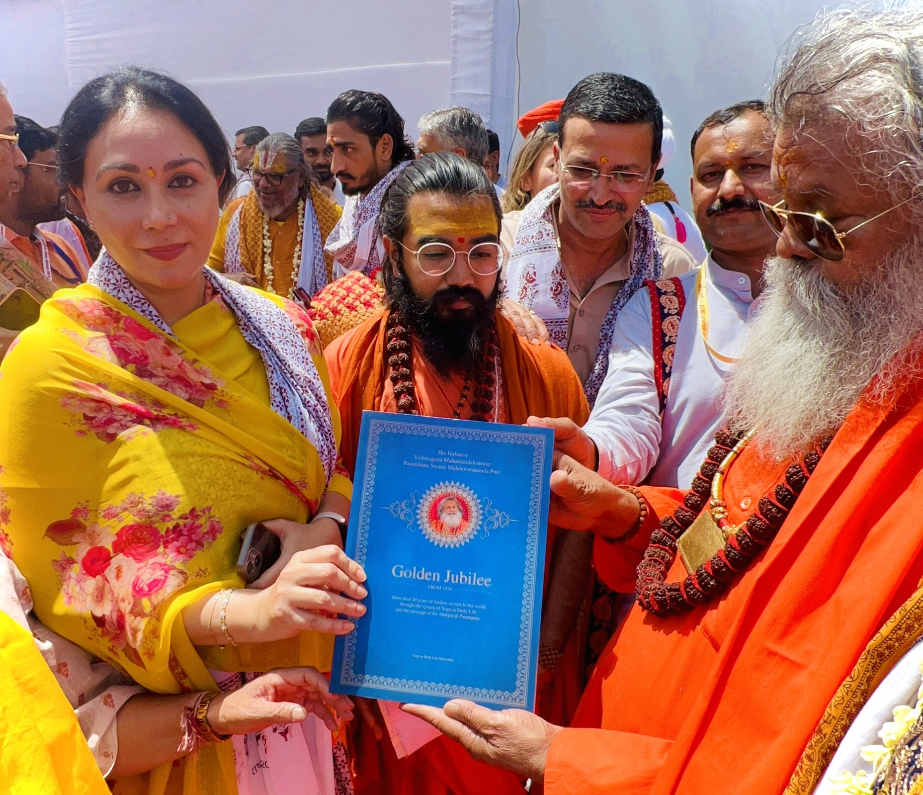 Vishwaguruji at Seva Sangam conference in Jaipur, India