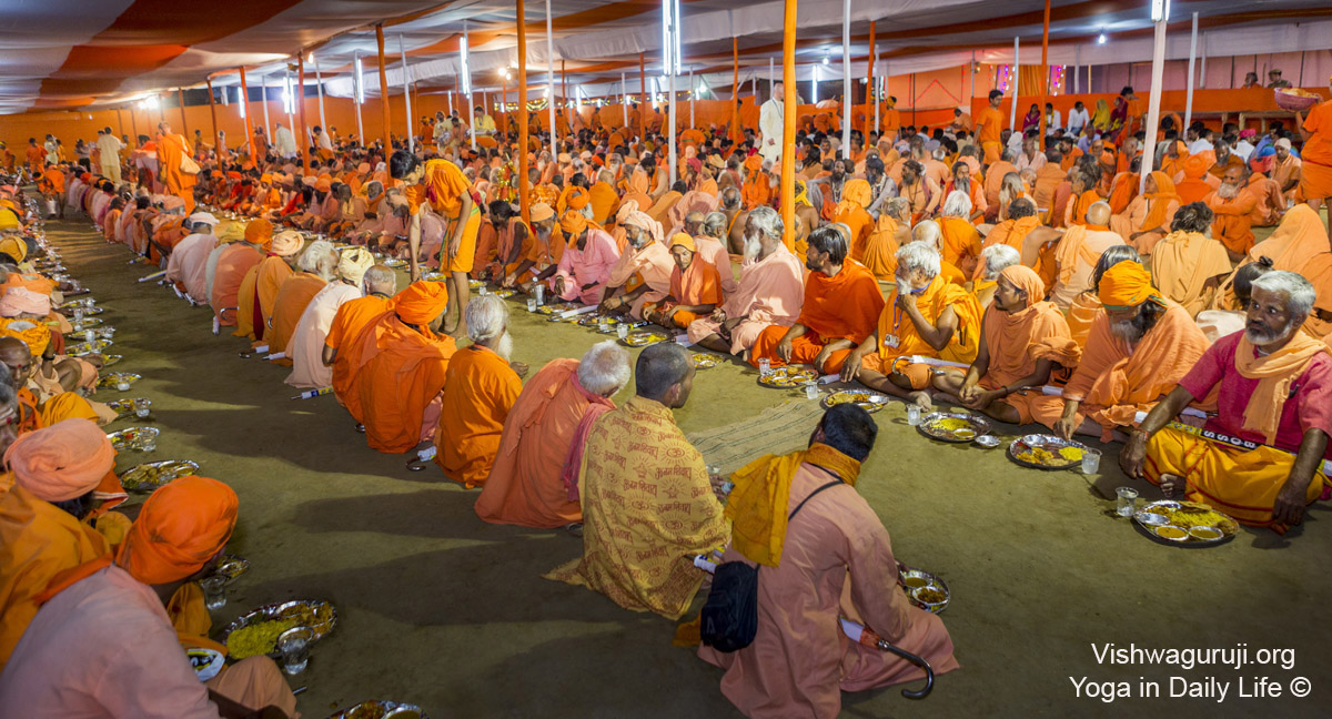 Vishwaguruji's bhandara at Simhasth Kumbha Mela Ujjain 2016