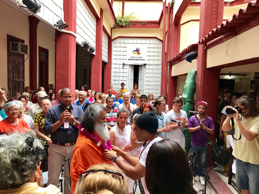 Vishwaguruji's first visit to Cuba